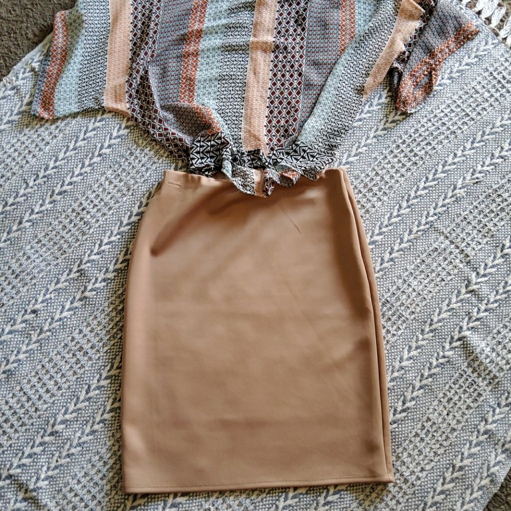 Falda y blusa